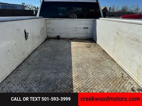 Used 2022 Chevrolet Silverado 3500 LT w/ Convenience Package image 15