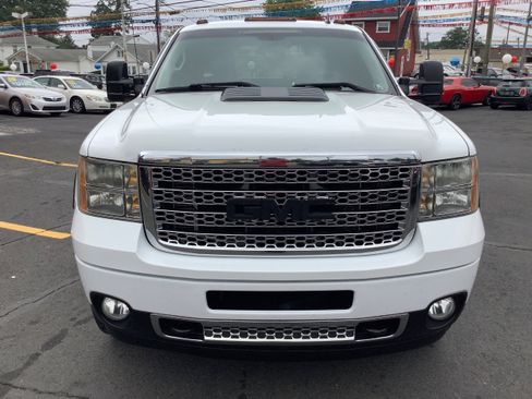 Used 2013 GMC Sierra 2500 Denali w/ Snow Plow Prep Package image 2