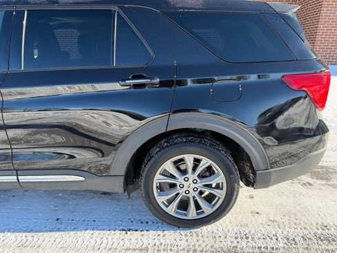 Used 2020 Ford Explorer Limited image 5