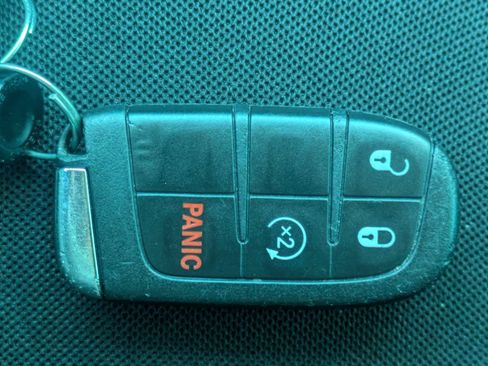 Used 2021 Jeep Renegade Sport AWD/4WD image 32