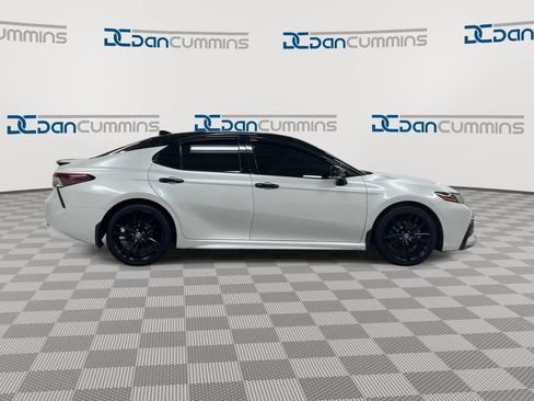 Used 2022 Toyota Camry XSE w/ Navigation Package FWD image 9