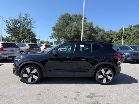 Certified 2023 Volvo XC40 Recharge Ultimate w/ Protection Package Premier AWD/4WD image 3