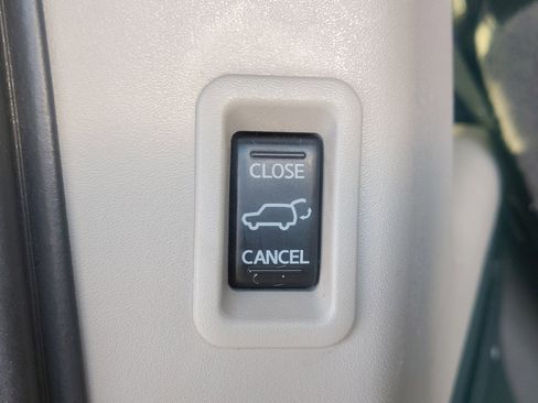 Used 2015 Nissan Armada Platinum w/ 2nd Row Captain Seat Package image 34