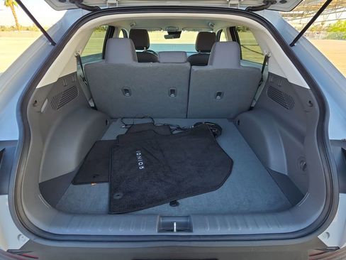 Used 2024 Hyundai Ioniq 5 SE image 27