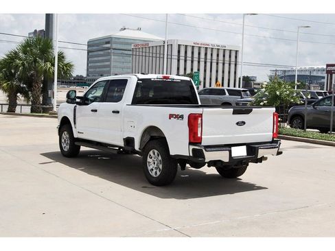 Used 2024 Ford F250 XLT w/ FX4 Off-Road Package AWD/4WD image 4