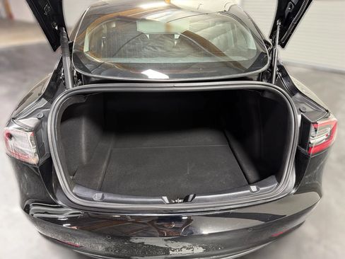 Used 2022 Tesla Model 3 Long Range AWD/4WD image 11