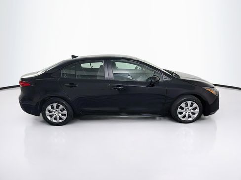 Used 2025 Toyota Corolla LE FWD image 10