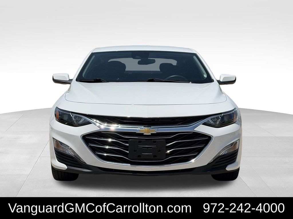 Used 2024 Chevrolet Malibu LT FWD image 3