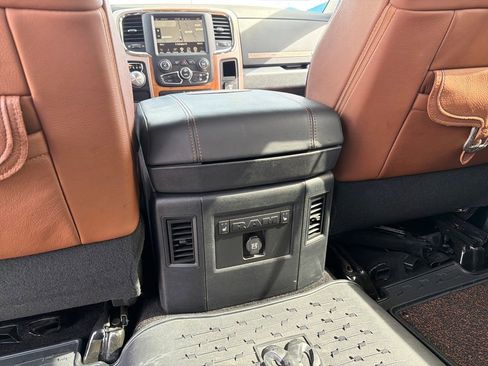 Used 2017 RAM 1500 Laramie Longhorn image 25