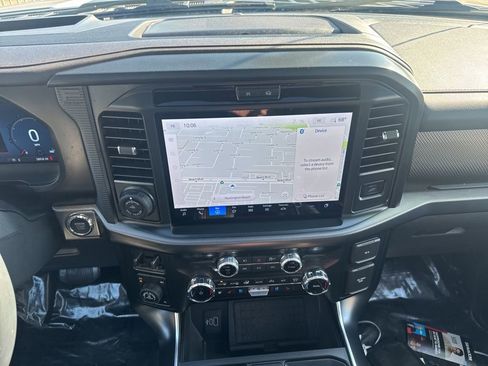 Used 2025 Ford F150 Raptor image 16