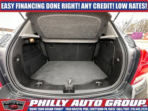 Used 2020 Chevrolet Trax LT image 17