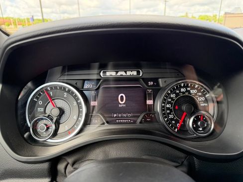 Used 2022 RAM 1500 Big Horn AWD/4WD image 17