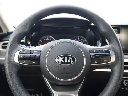 Used 2021 Kia K5 LXS image 18