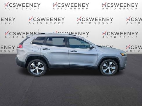 Used 2019 Jeep Cherokee Limited FWD image 6
