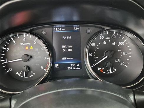 Used 2021 Nissan Rogue Sport S FWD image 11