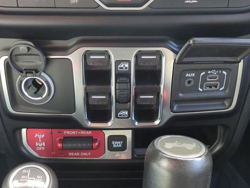 Used 2022 Jeep Wrangler Unlimited Rubicon 4xe w/ Cold Weather Group image 32