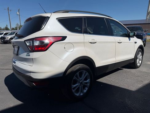 Used 2018 Ford Escape SEL AWD/4WD image 3