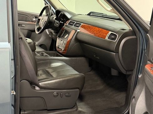 Used 2011 Chevrolet Silverado 3500 LTZ w/ LTZ Plus Package image 11