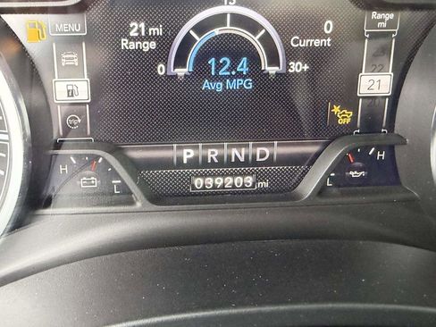 Used 2022 RAM 1500 Laramie AWD/4WD image 36