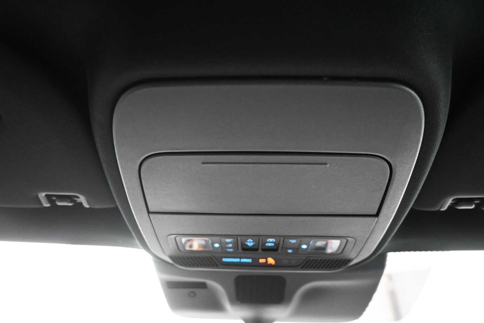 Used 2025 Ford Expedition Platinum w/ Stealth Performance Package AWD/4WD image 22