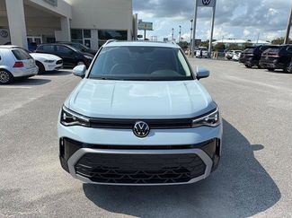 New 2025 Volkswagen Taos SE video 2