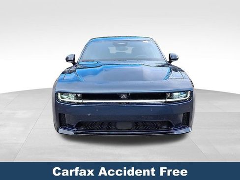 Used 2024 Dodge Charger R/T w/ Plus Group image 2