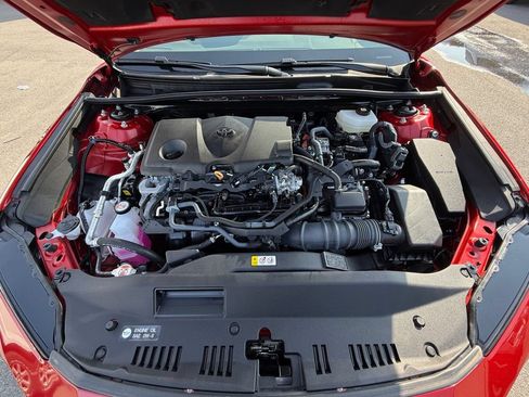 Used 2025 Toyota Camry SE w/ Convenience Package FWD image 28