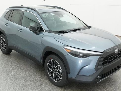 New 2026 Toyota Corolla Cross XLE image 12