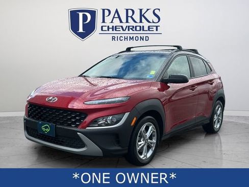 Used 2023 Hyundai Kona SEL AWD/4WD image 3