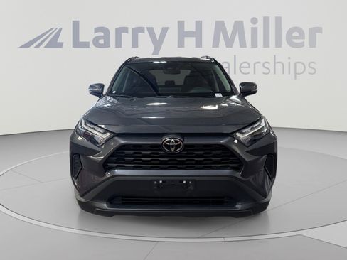 Used 2025 Toyota RAV4 XLE FWD image 8