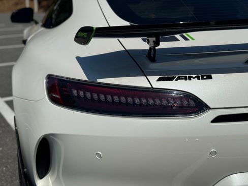 Used 2020 Mercedes-Benz AMG GT R image 31