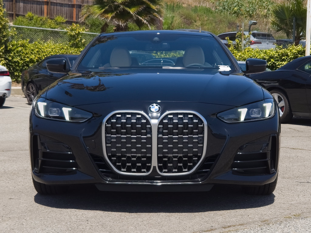 New 2026 BMW 430i Coupe w/ M Sport Package RWD image 3
