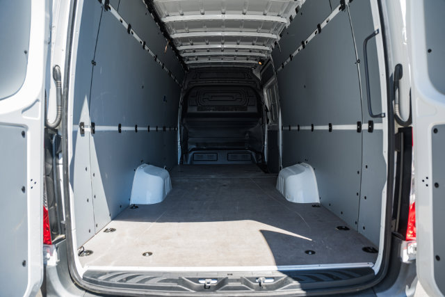 Used 2024 Mercedes-Benz Sprinter 3500 image 12