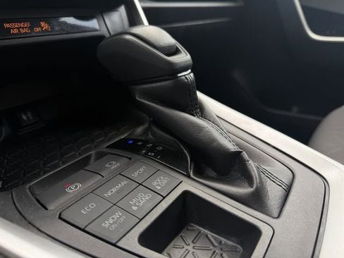 Used 2019 Toyota RAV4 XLE w/ All Weather Liner Package AWD/4WD image 19