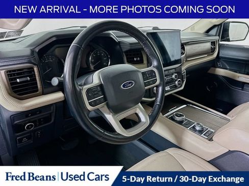 Used 2023 Ford Expedition Max Limited AWD/4WD image 13