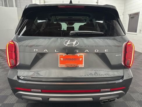 Used 2023 Hyundai Palisade SEL w/ Cargo Package image 9
