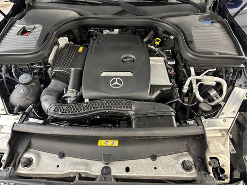 Used 2018 Mercedes-Benz GLC 300 4MATIC image 29