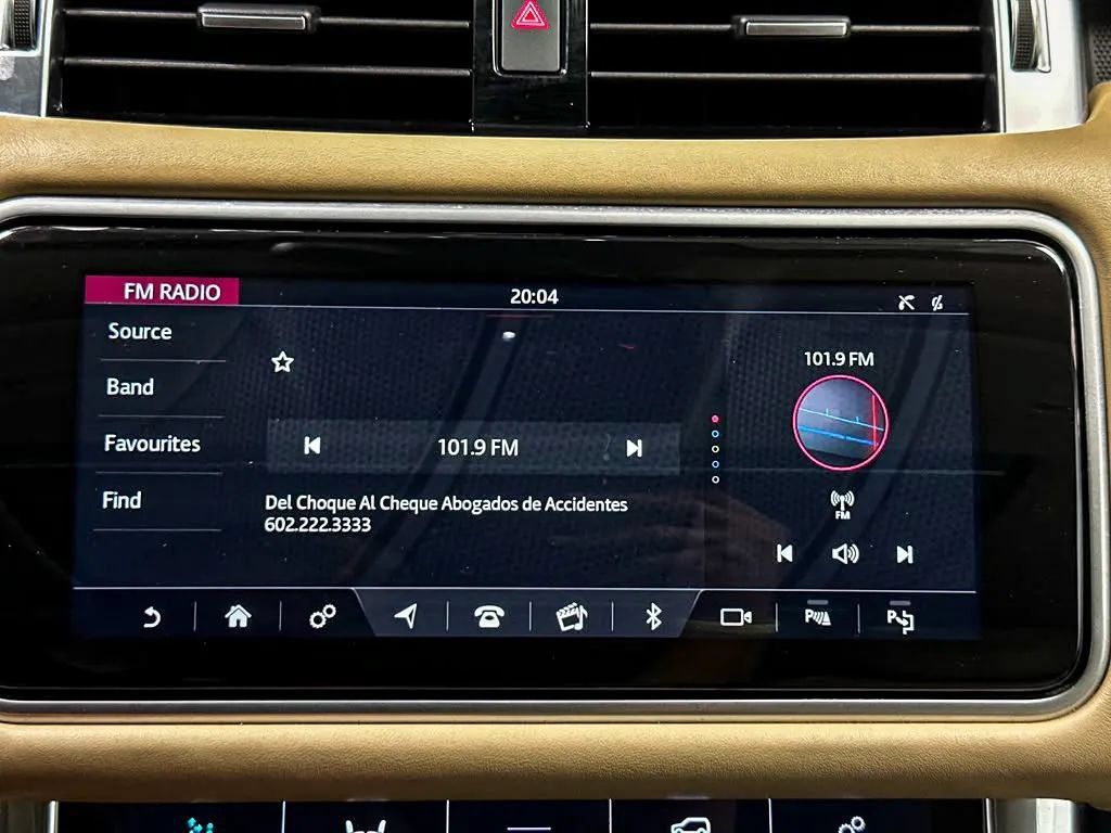 Used 2019 Land Rover Range Rover Sport Supercharged AWD/4WD image 35