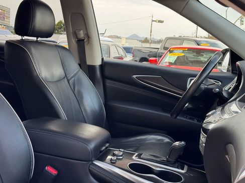 Used 2019 INFINITI QX60 Luxe w/ Essential Package FWD image 35