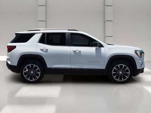 Certified 2025 GMC Terrain Elevation w/ Elevation Premium Package FWD image 6