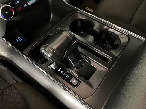 Used 2022 Ford F150 XLT w/ Equipment Group 302A High image 32