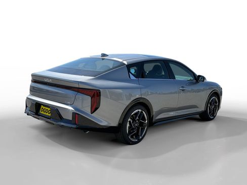 New 2026 Kia K4 GT-Line image 5