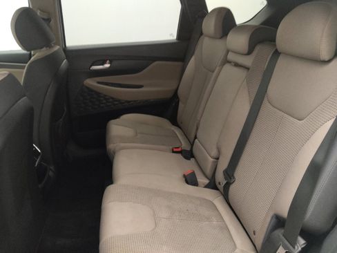Used 2019 Hyundai Santa Fe SE image 18