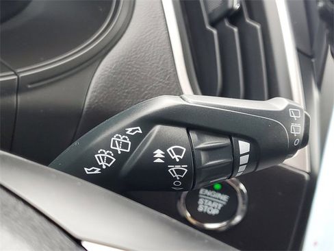 Certified 2024 Ford Edge SEL w/ Convenience Package image 17