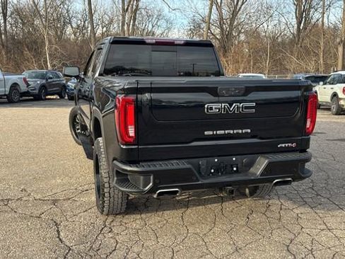 Used 2019 GMC Sierra 1500 AT4 w/ AT4 Premium Package image 5