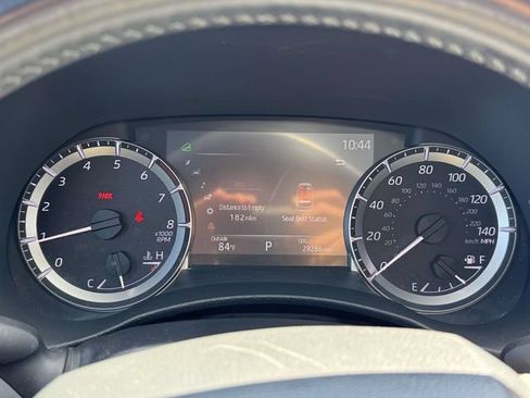 Used 2023 Toyota Highlander XSE AWD/4WD image 23
