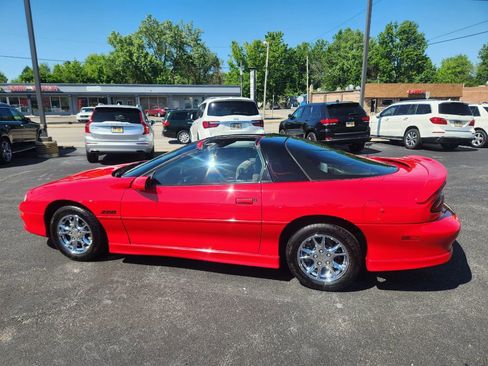 Used 2001 Chevrolet Camaro Z28 w/ Preferred Equipment Group 2 image 2