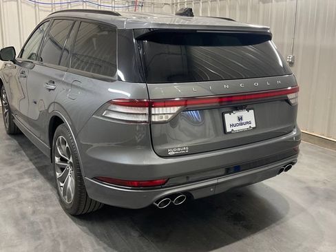 Used 2025 Lincoln Aviator 2WD w/ Jet Appearance Package image 25