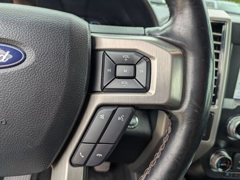 Used 2019 Ford F150 Platinum AWD/4WD image 20