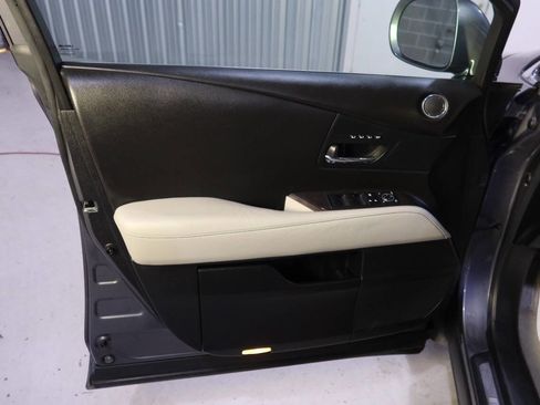 Used 2013 Lexus RX 350 Base 4dr SUV w/ Navigation Pkg image 33